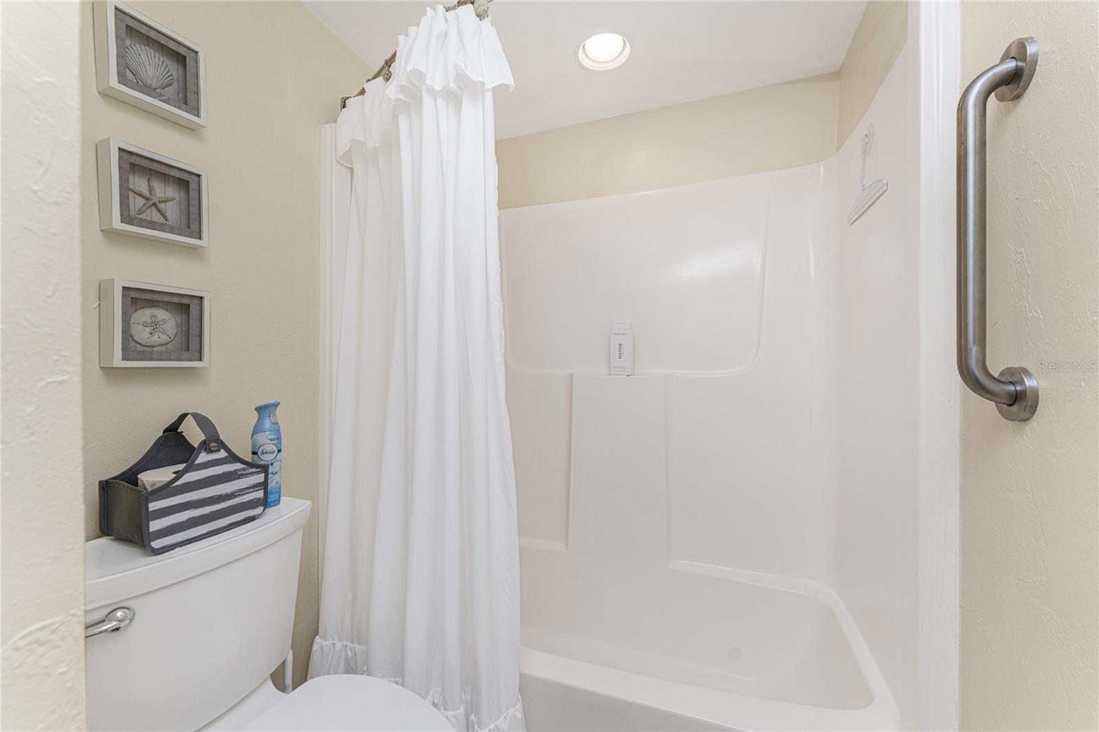 FIDDLERS GREEN 02 PH 03 BLDG 01 - Residential