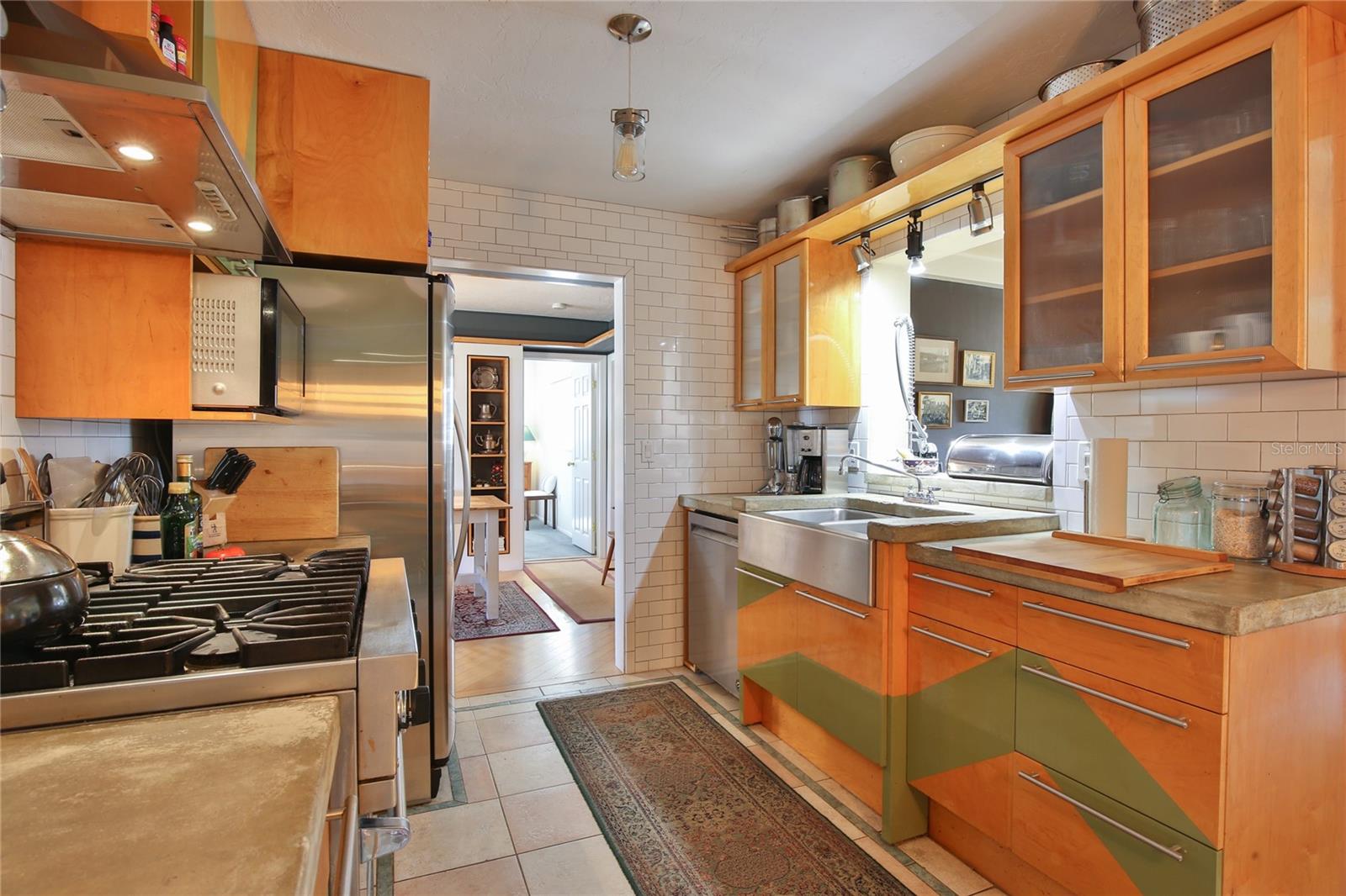 GULF GATE - Residential