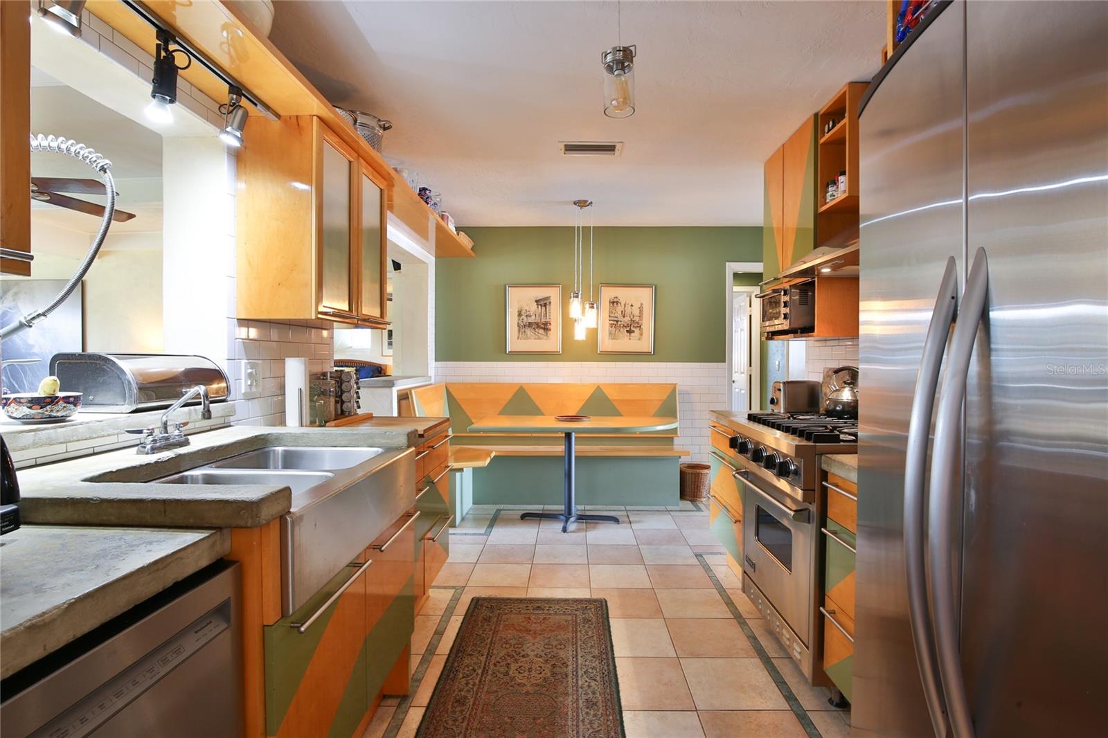 GULF GATE - Residential