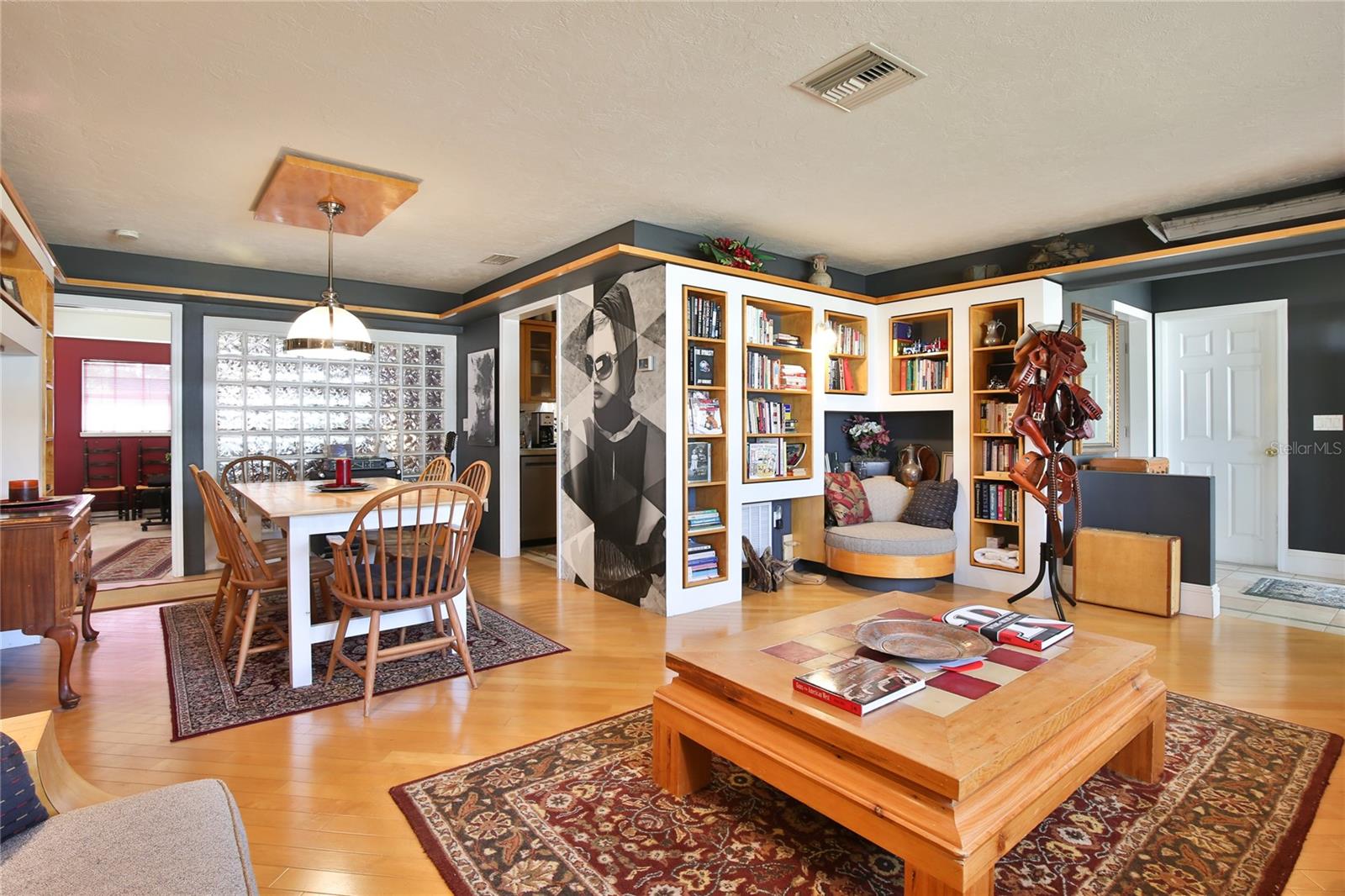 GULF GATE - Residential