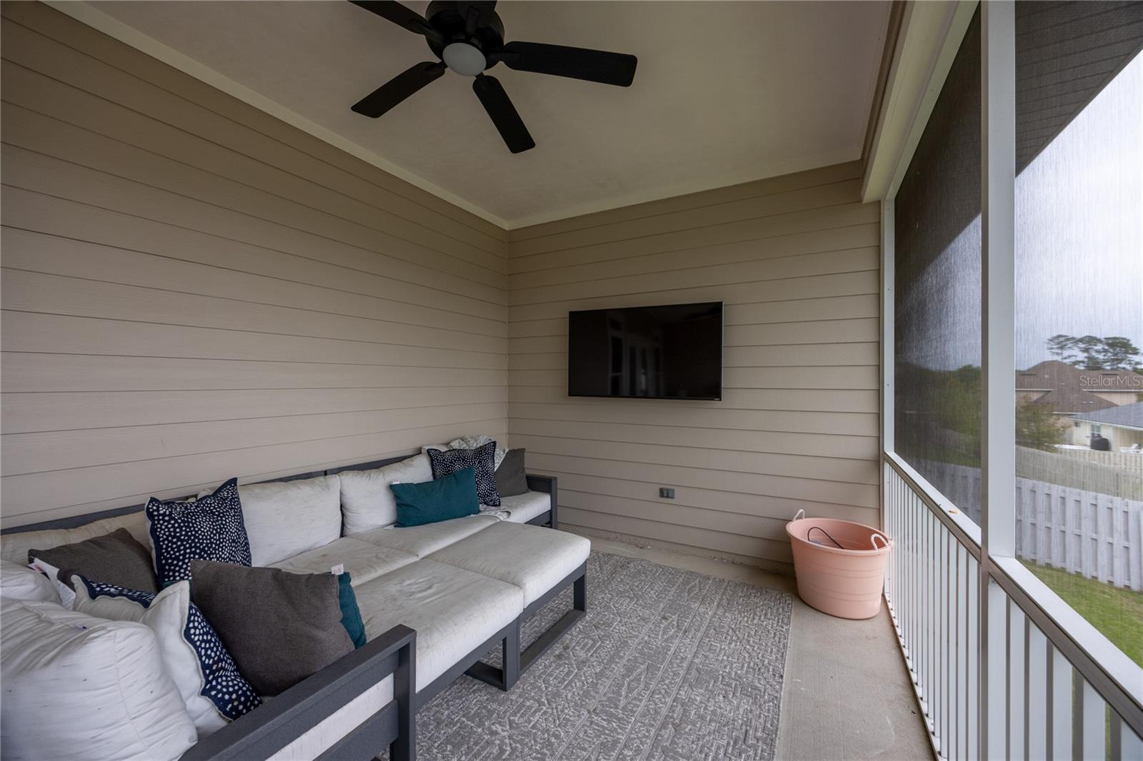 SOUTH POINTE PH II UNIT IIB PB 38 PG 43 - Residential