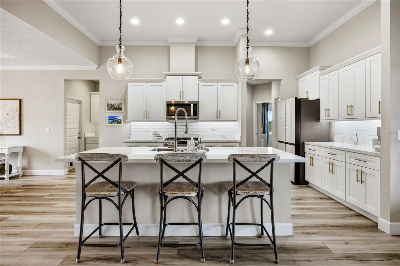 SOUTH POINTE PH II UNIT IIB PB 38 PG 43 - Residential