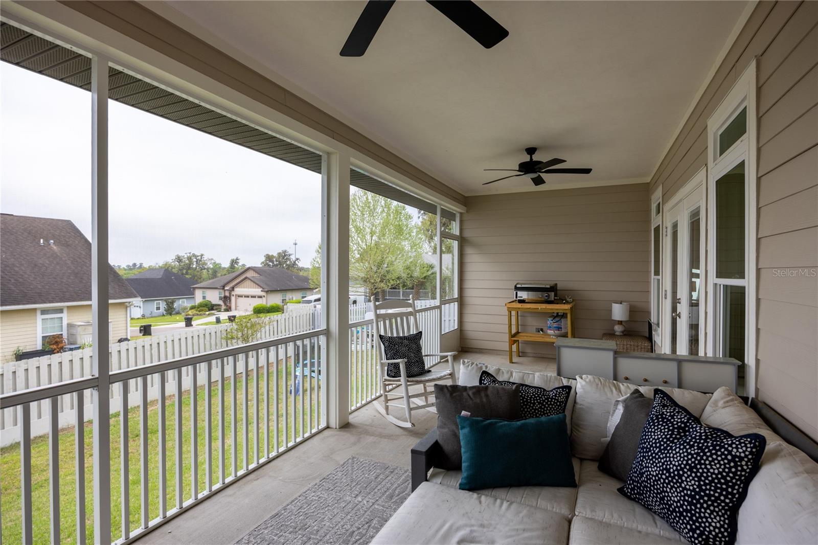 SOUTH POINTE PH II UNIT IIB PB 38 PG 43 - Residential