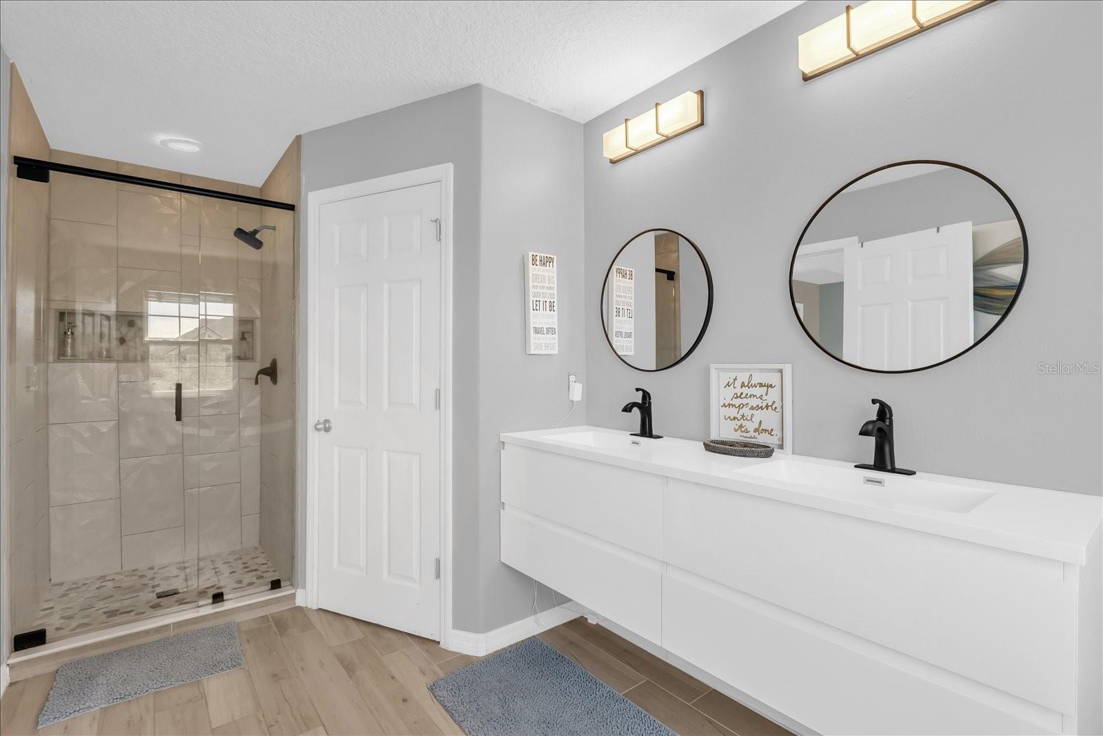 JESUPS LANDING - Residential