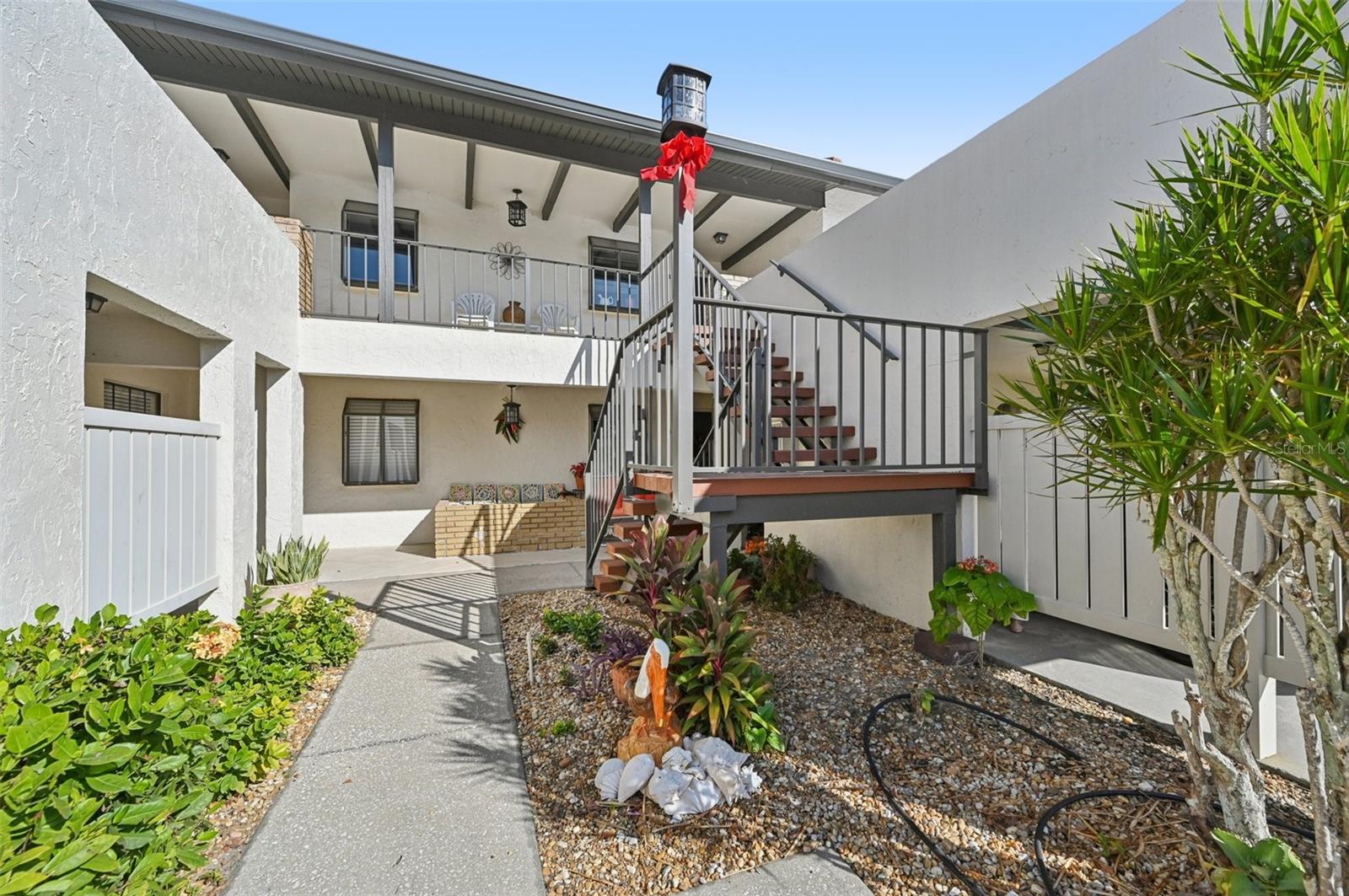 ESTANCIAS OF CAPRI ISLES - Residential