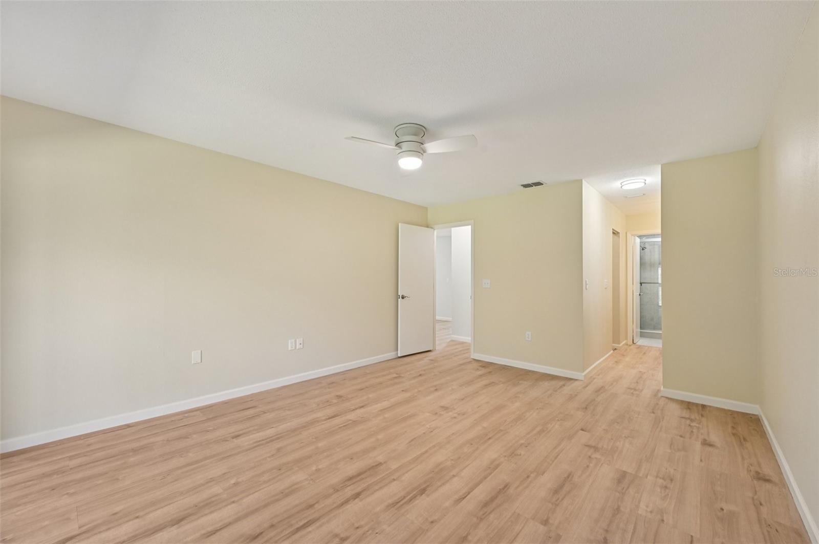 ESTANCIAS OF CAPRI ISLES - Residential