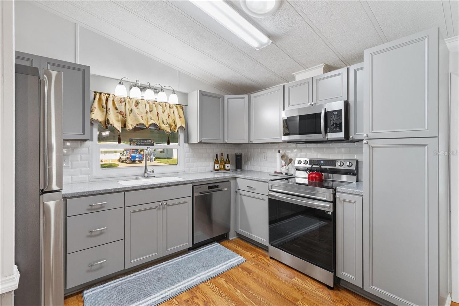 ORANGE BLOSSOM GARDENS UNIT 03-1B - Residential