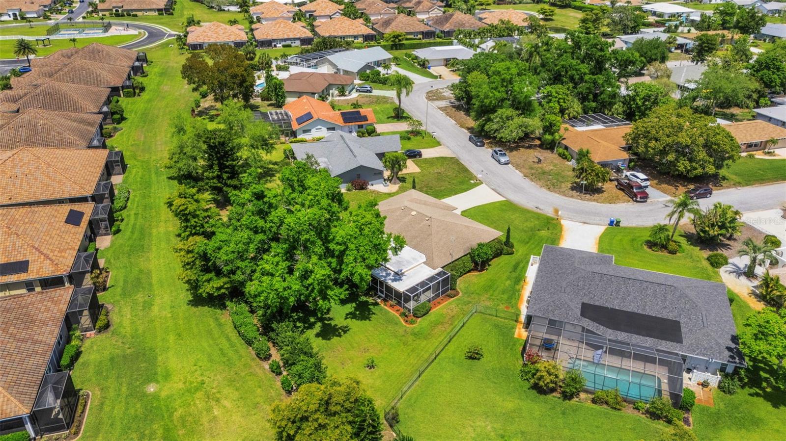 VILLAGE GREEN OF BRADENTON - Residential