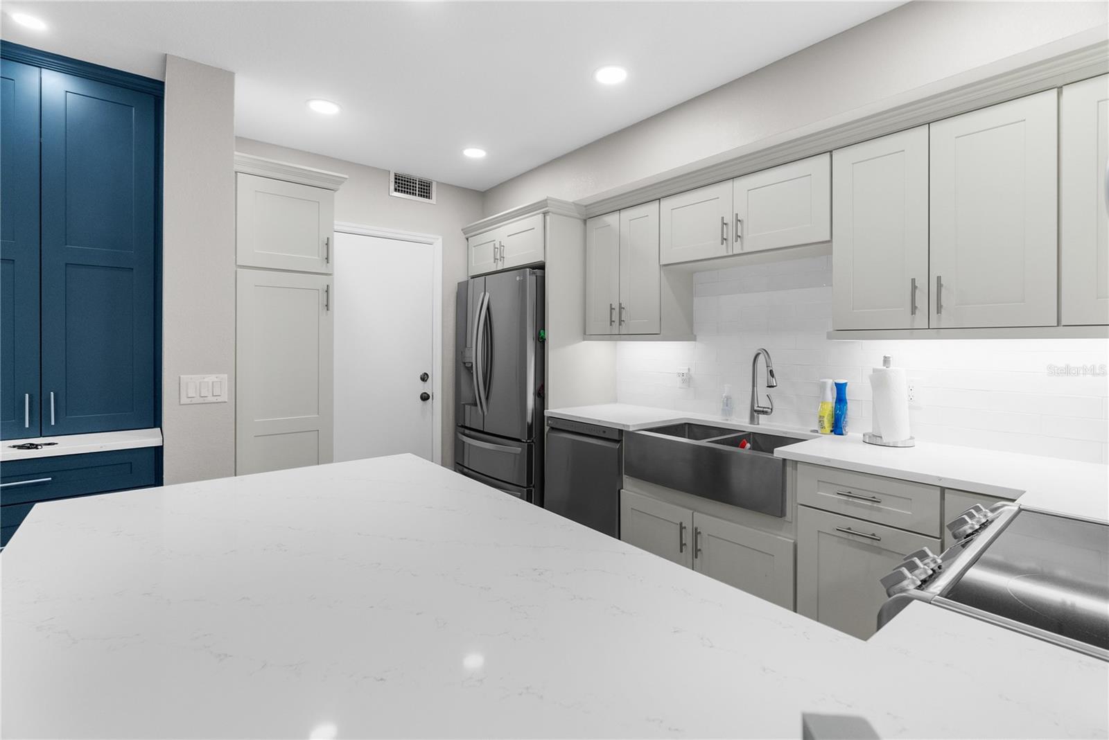 SEAMARK CONDO - Residential Lease