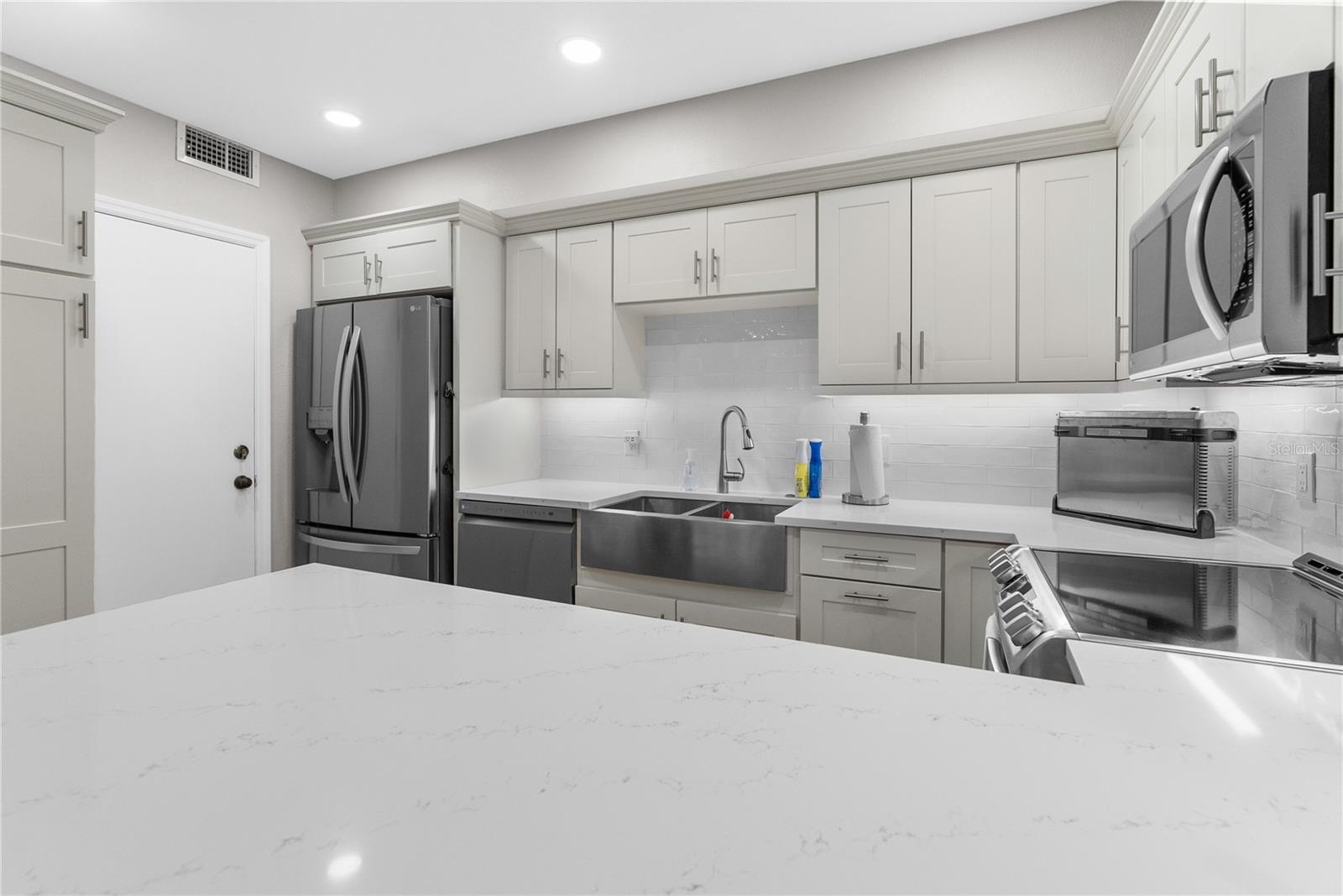 SEAMARK CONDO - Residential Lease