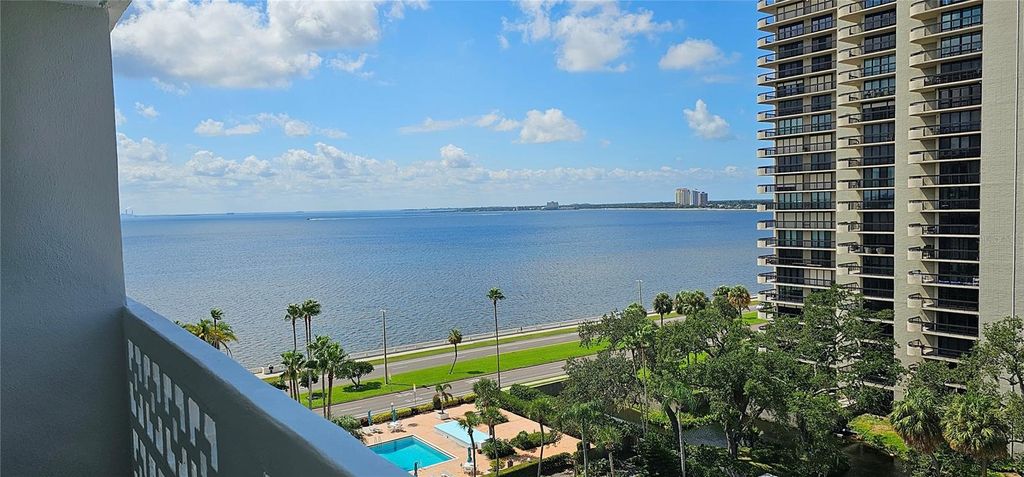 Photo of 2401 Bayshore Boulevard #1003, Tampa, FL 33629 (MLS # TB8477256)