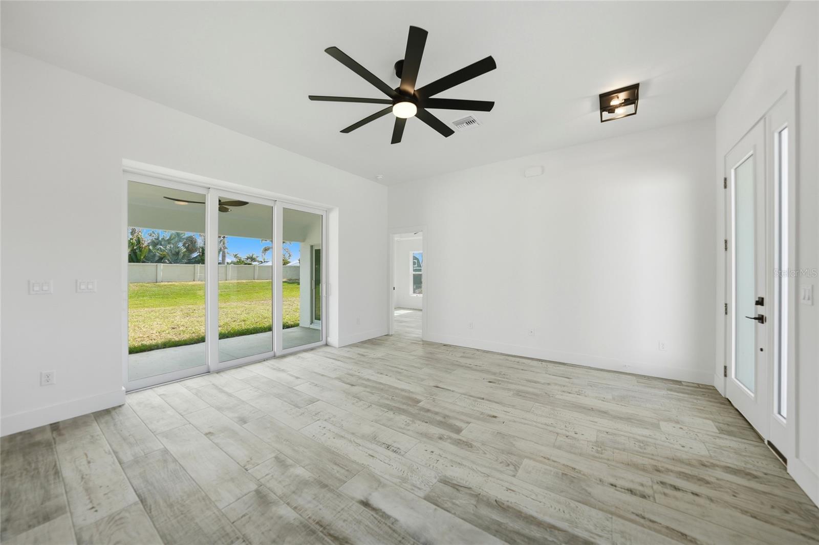 SUNNYBREEZE HARBOR GOLF COURSE - Residential