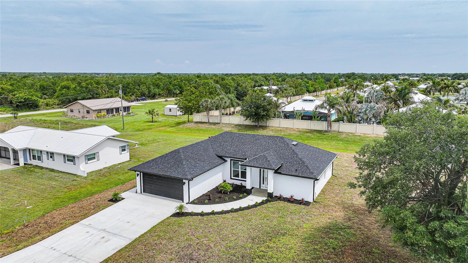 SUNNYBREEZE HARBOR GOLF COURSE - Residential