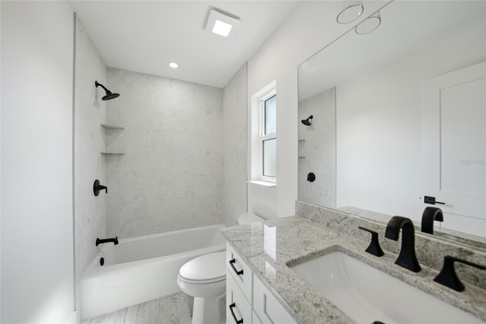 SUNNYBREEZE HARBOR GOLF COURSE - Residential
