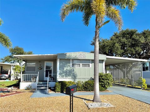 Photo of 123 Saint Kitts Way, Apollo Beach, FL 33572 (MLS # TB8444964)