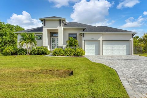 A home in PORT CHARLOTTE