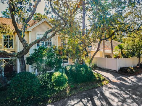 A home in PALM HARBOR