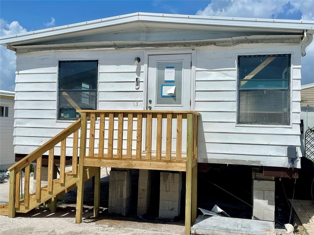 Photo of 3710 Gulf Of Mexico Drive #E3, Longboat Key, FL 34228 (MLS # A4592507)