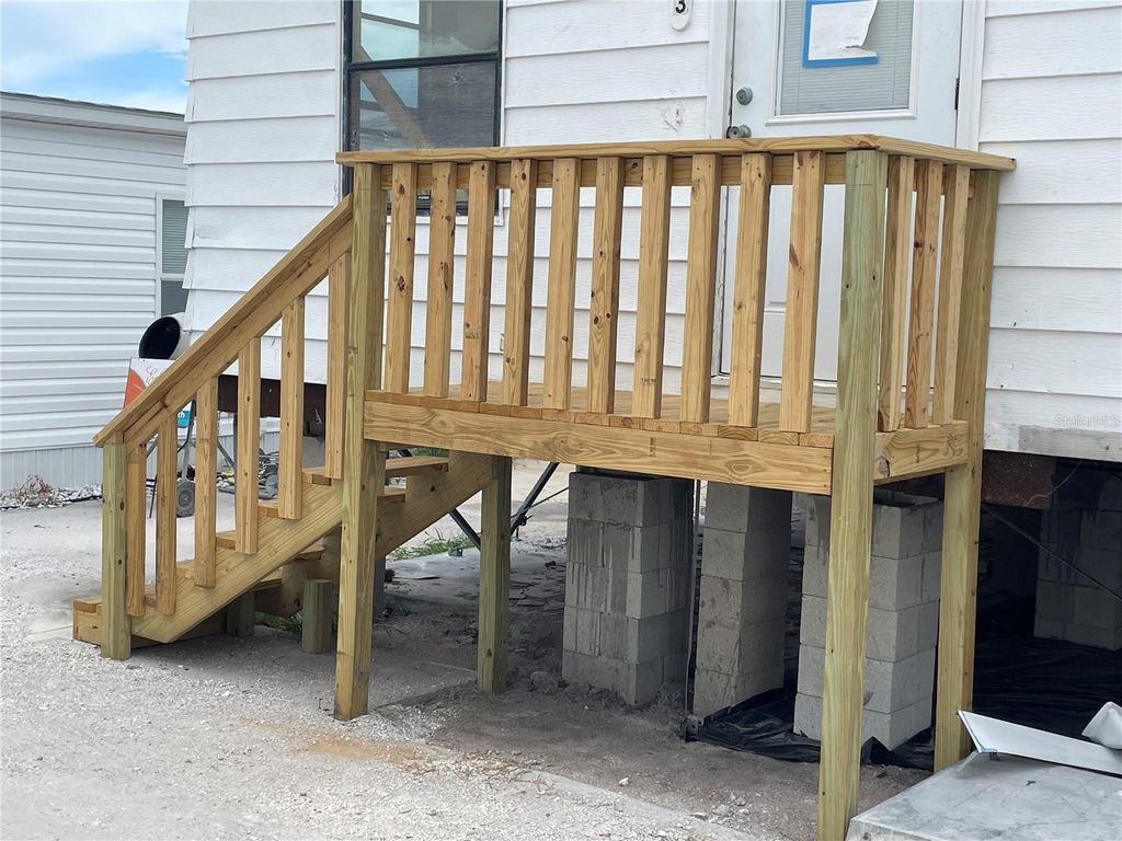 Photo of 3710 Gulf Of Mexico Drive #E3, Longboat Key, FL 34228 (MLS # A4592507)