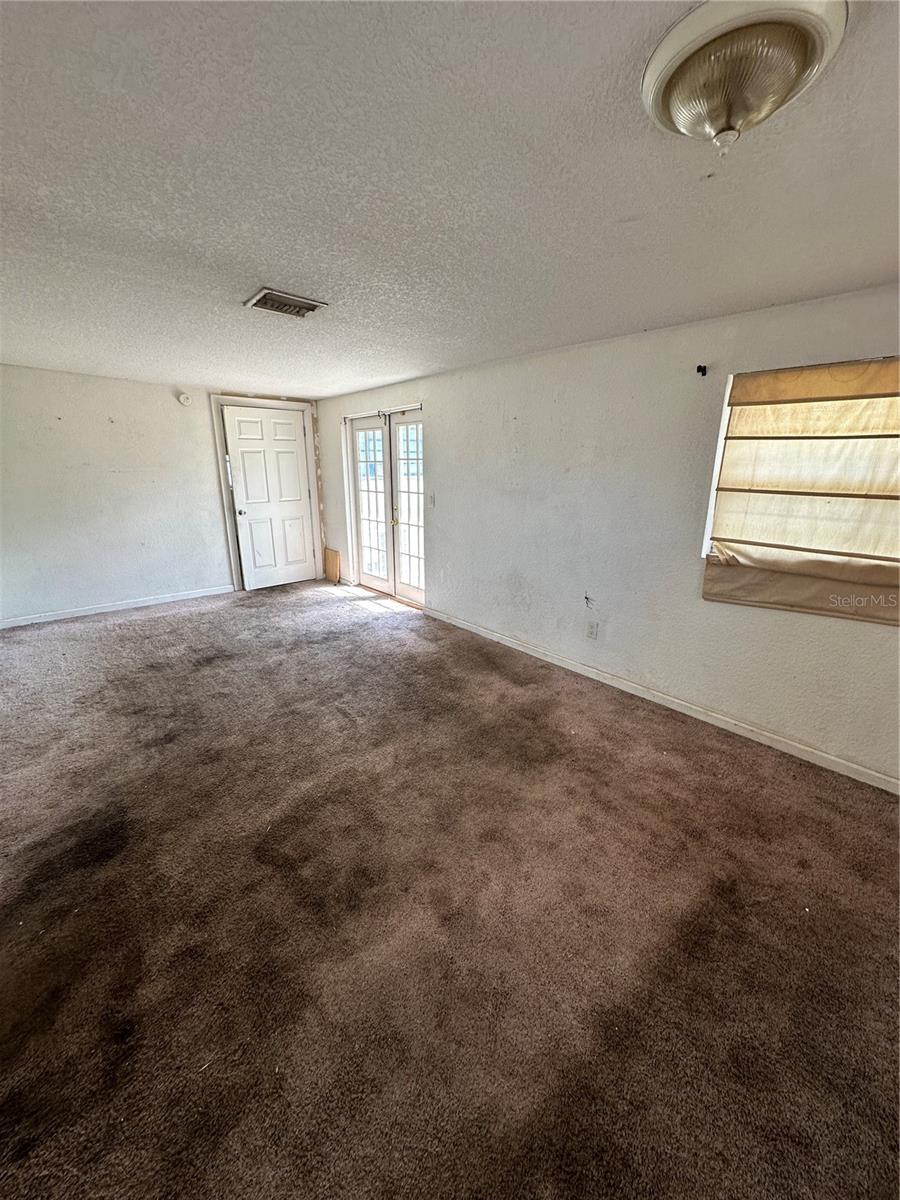 BERKSHIRES IN DEANBURG 04-17-30 - Residential