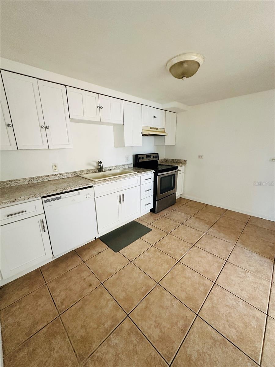 BERKSHIRES IN DEANBURG 04-17-30 - Residential