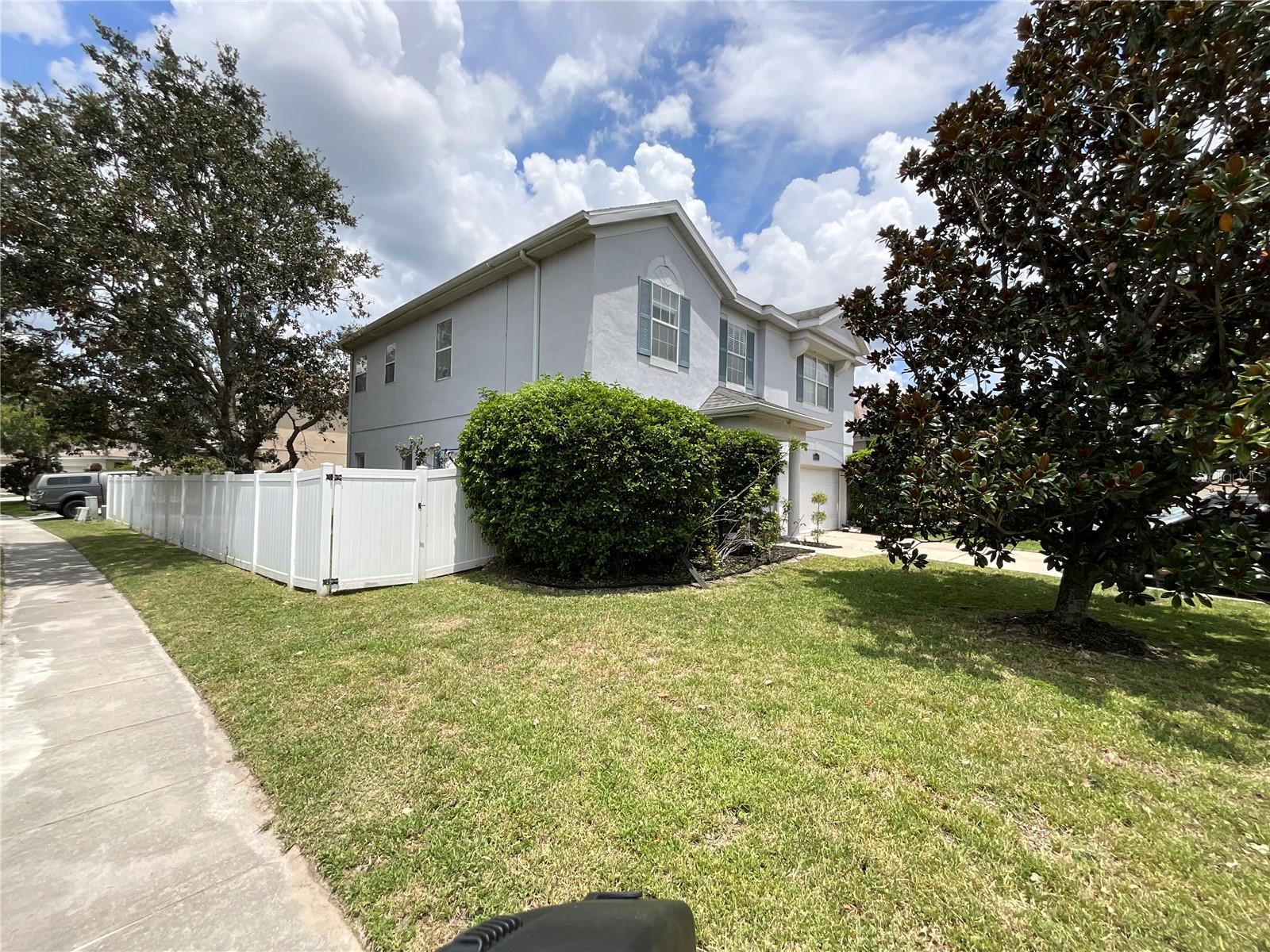 1404 SWAINSON COURT
