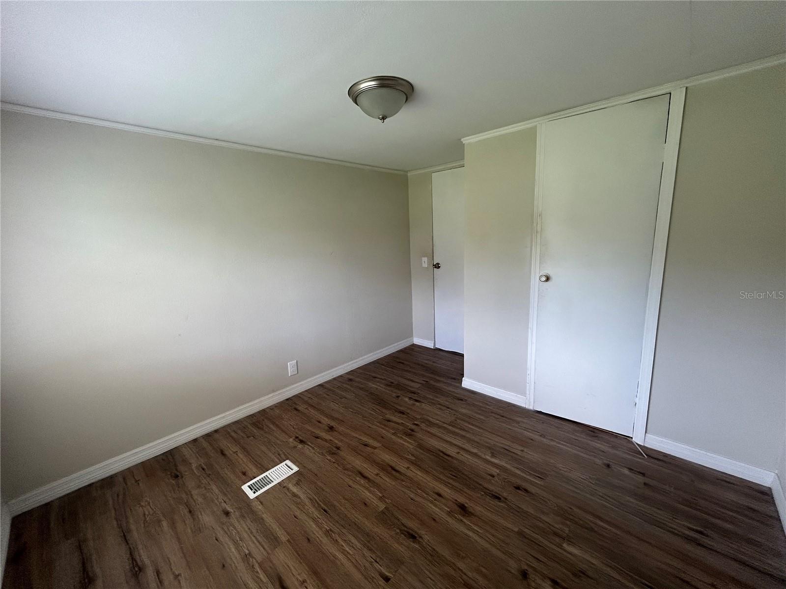 HOLIDAY ACRES UNIT 3 - Residential