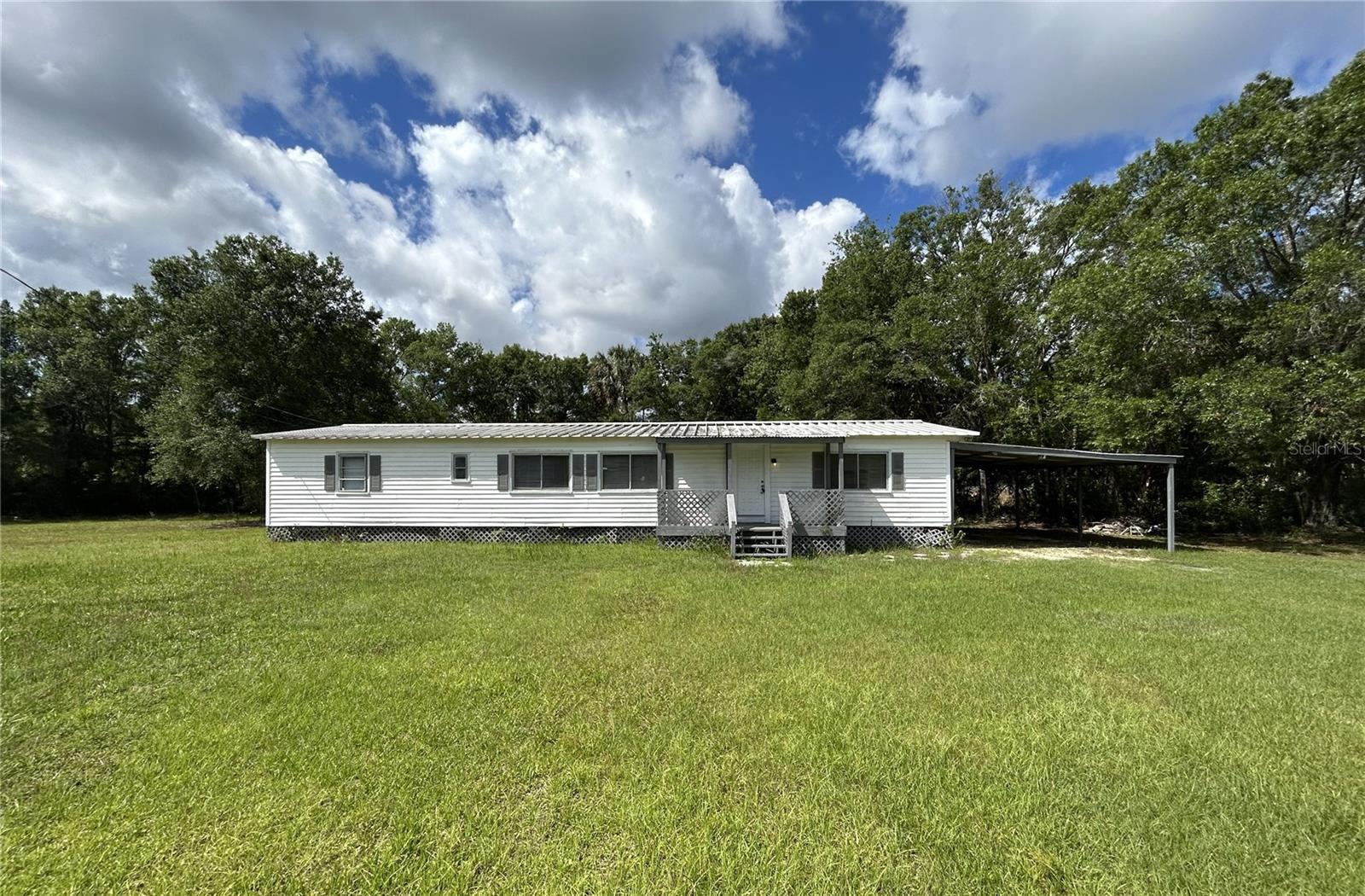 HOLIDAY ACRES UNIT 3 - Residential