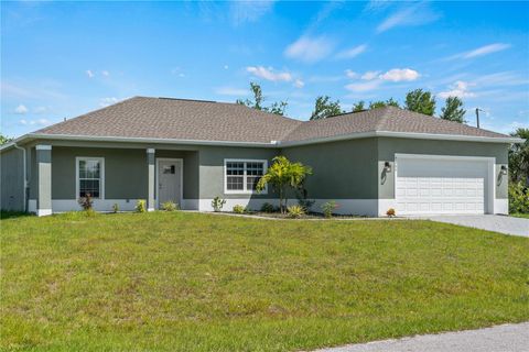 A home in PORT CHARLOTTE