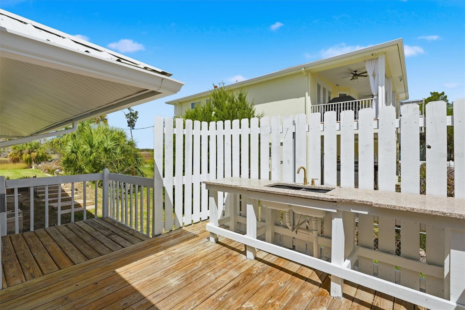 SIESTA SHORES UNIT 02 - Residential