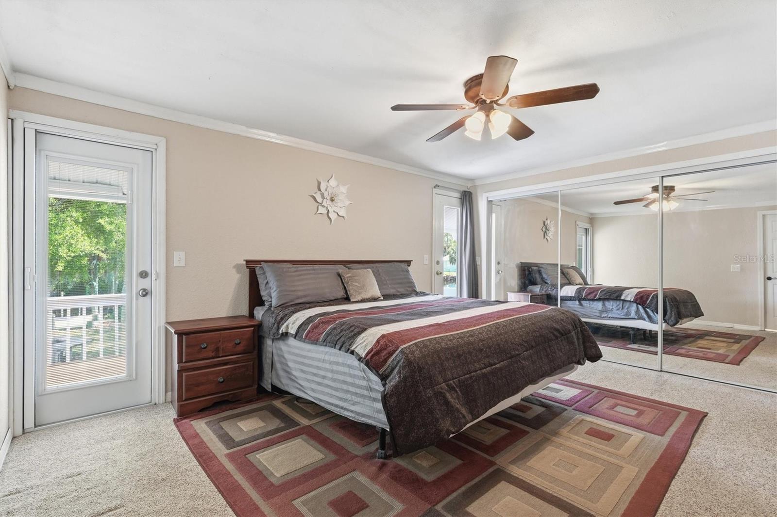 SIESTA SHORES UNIT 02 - Residential