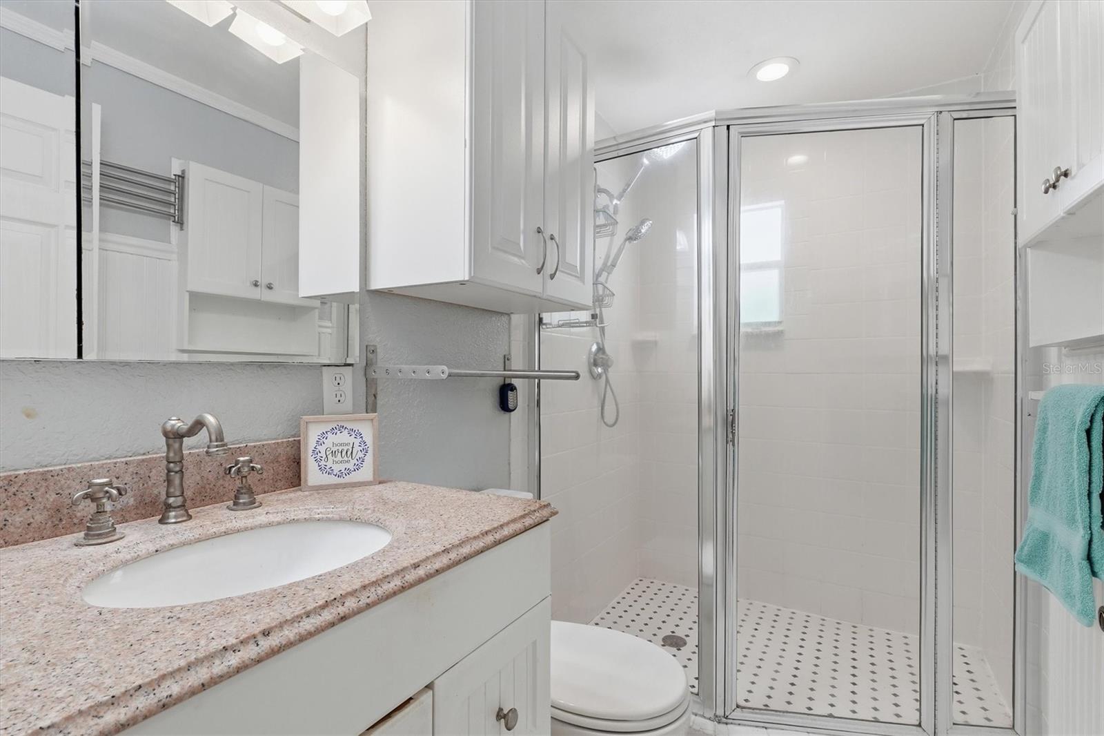 SIESTA SHORES UNIT 02 - Residential