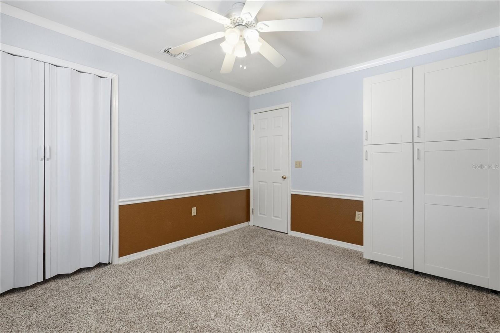 SIESTA SHORES UNIT 02 - Residential