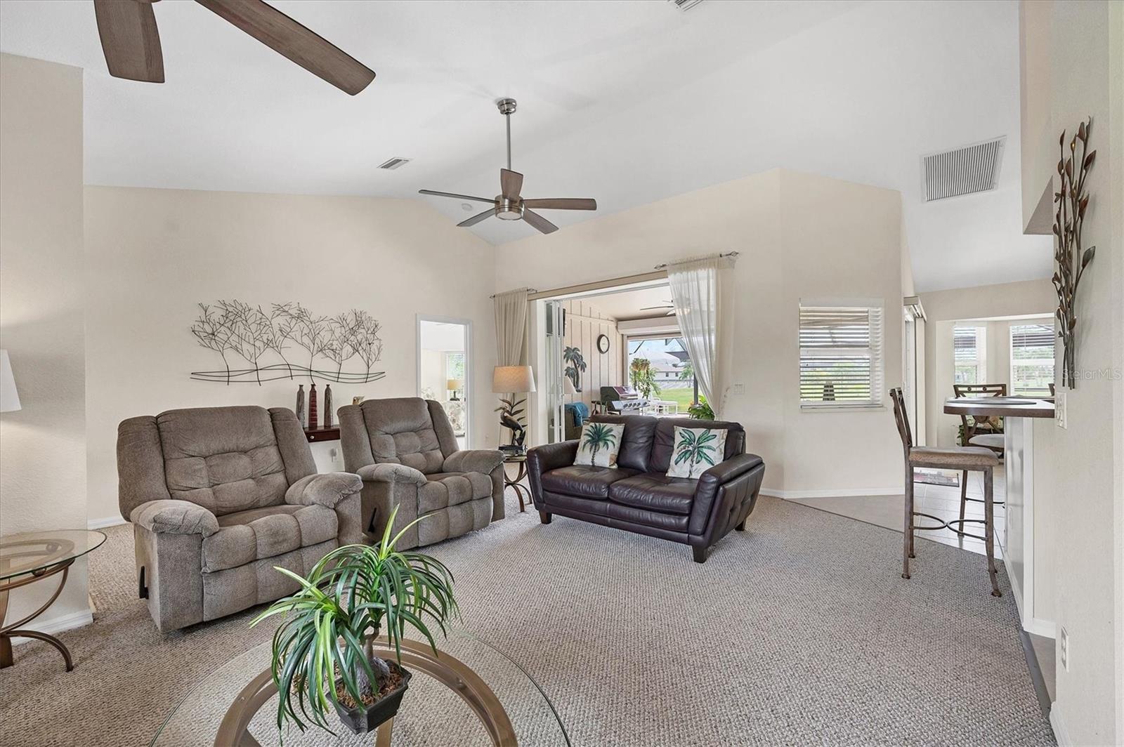 ROTONDA WEST WHITE MARSH - Residential