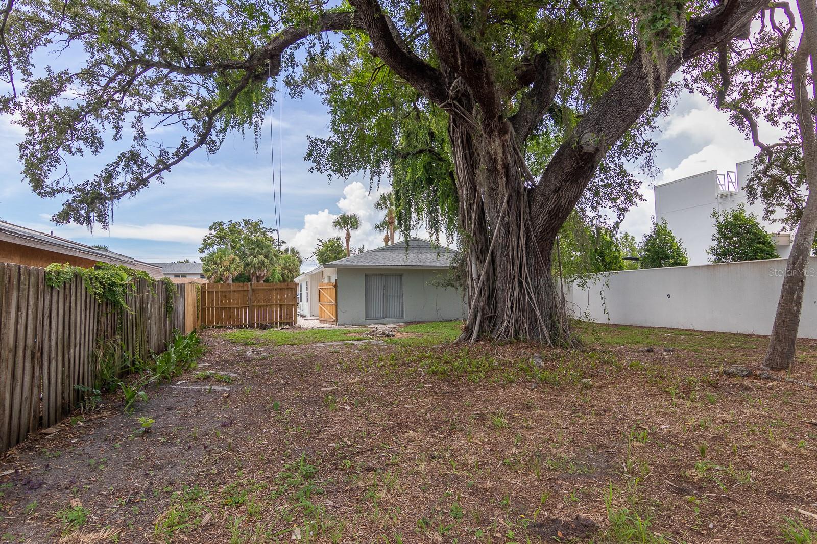 GREENWOOD - Residential Income