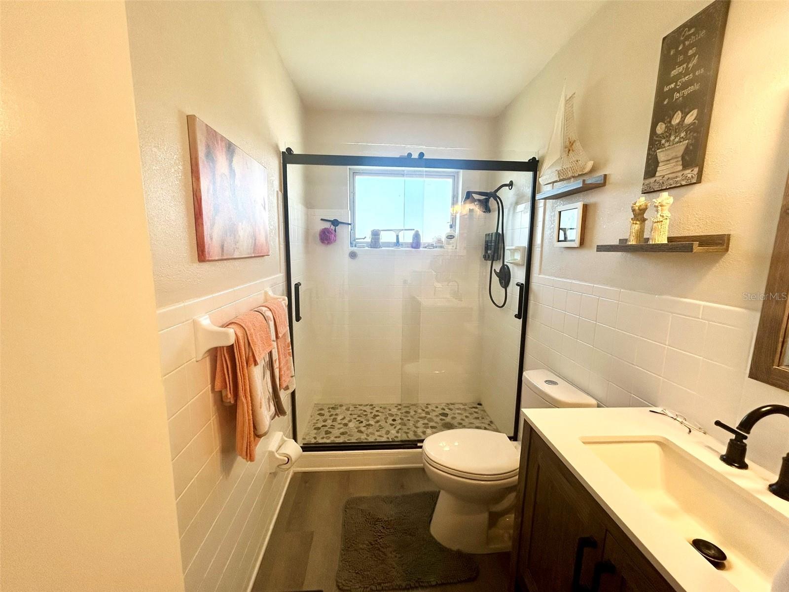 ON TOP OF THE WORLD - Residential