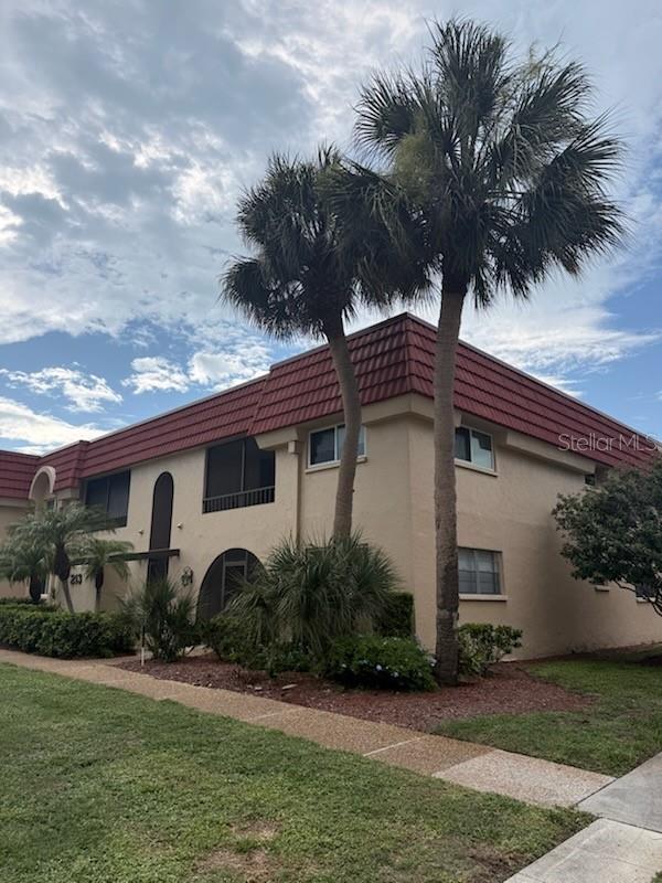213 RUBENS DRIVE H