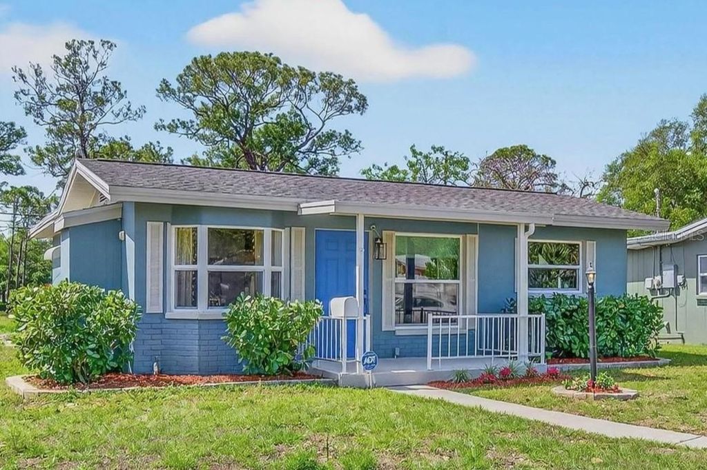 Photo of 760 71st Avenue N, St Petersburg, FL 33702 (MLS # TB8495088)