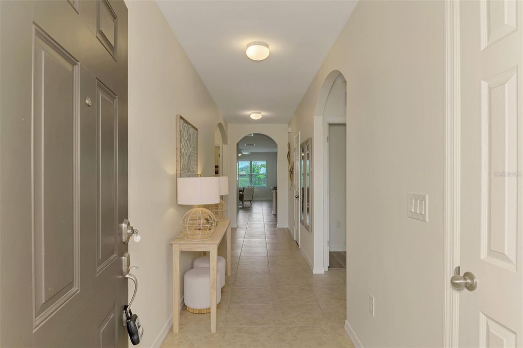 Photo of 8905 Excelsior Loop, Venice, FL 34293 (MLS # N6145126)
