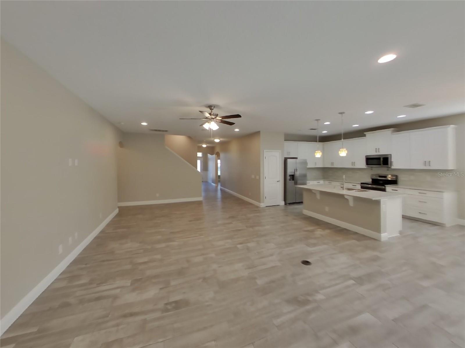 BROOKSIDE ESTATES - Residential Lease