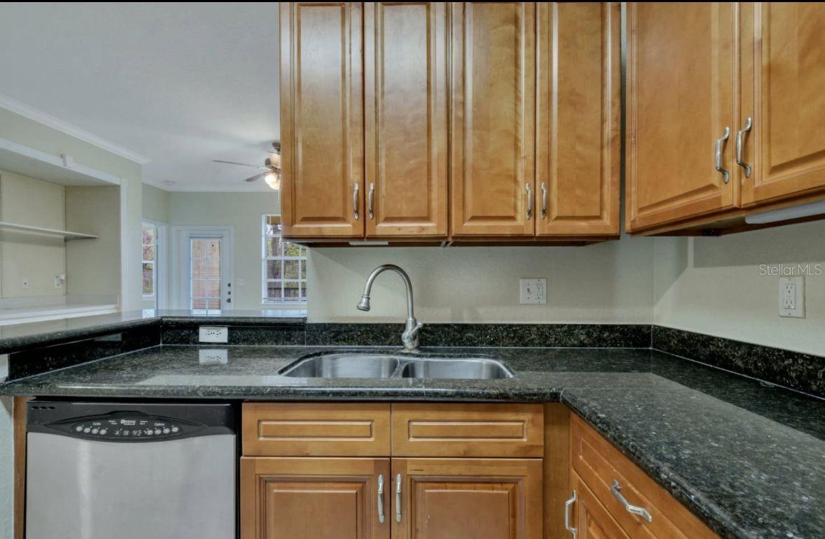 MADISON/METROWEST - Residential Lease