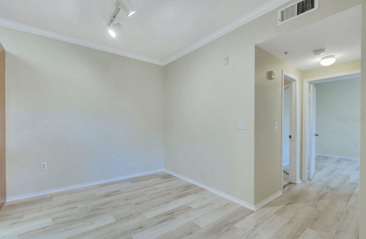 MADISON/METROWEST - Residential Lease