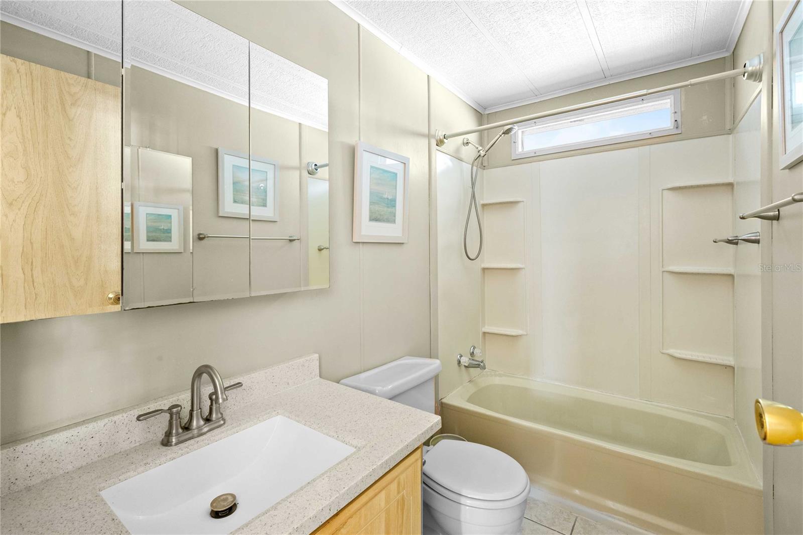 OAKS ROYAL - Residential