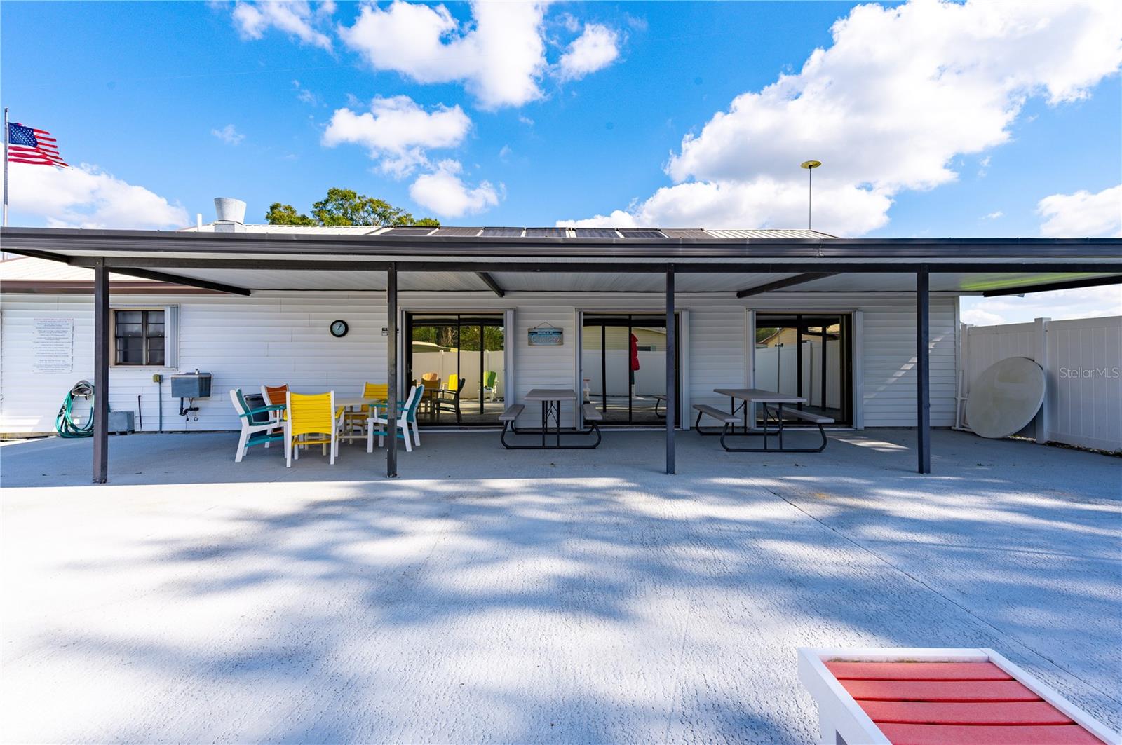 OAKS ROYAL - Residential