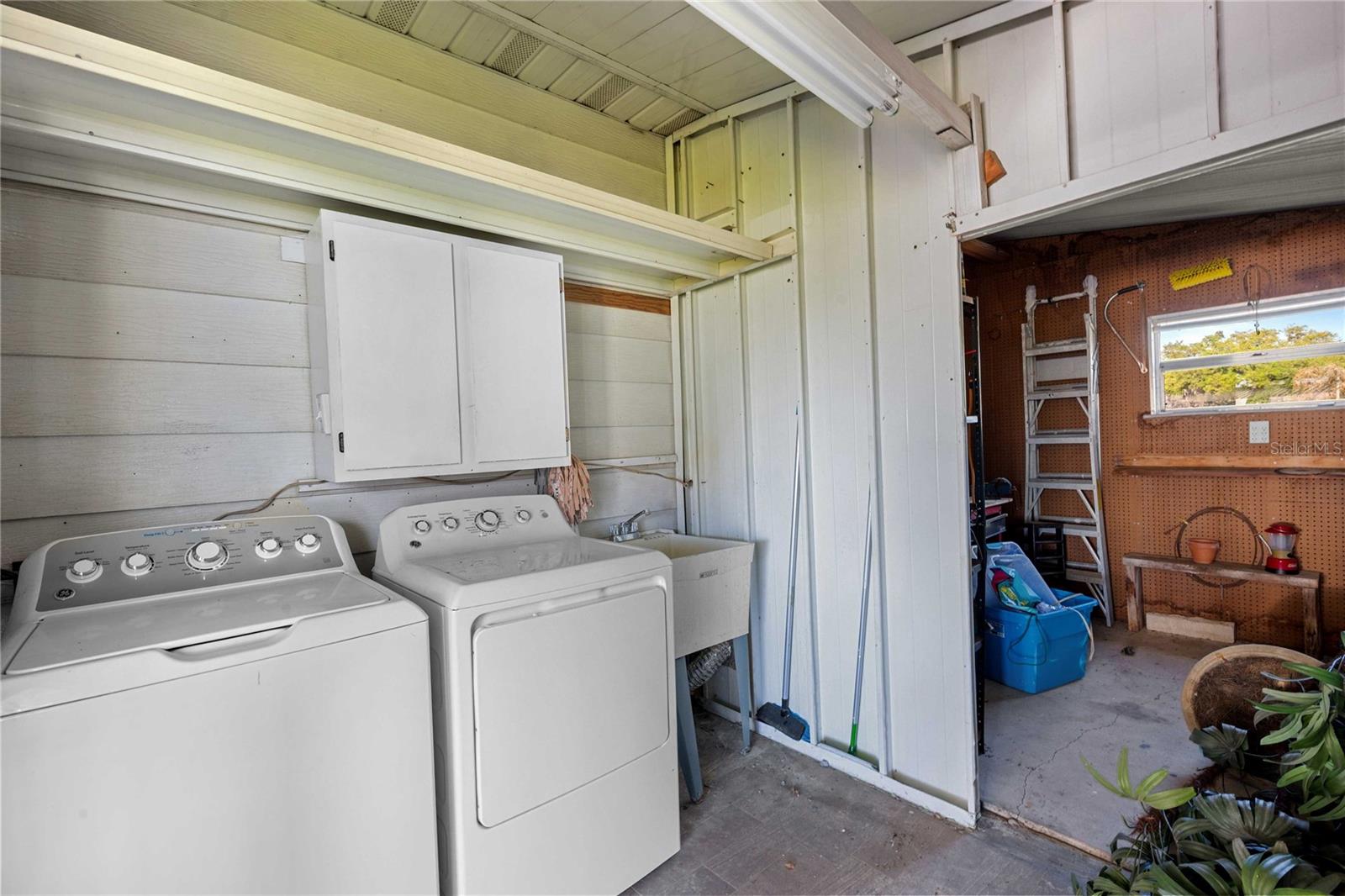 OAKS ROYAL - Residential