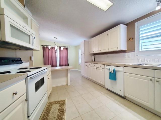 RIVERSIDE OAKS - Residential