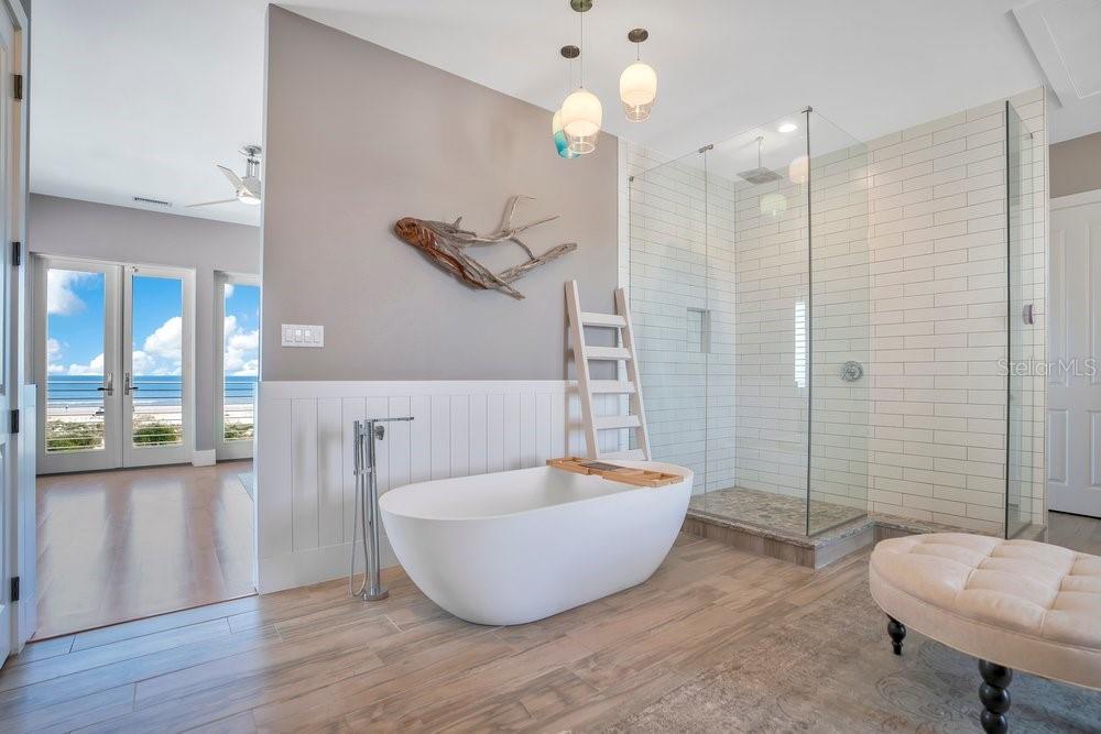 COLIN PARK - Residential