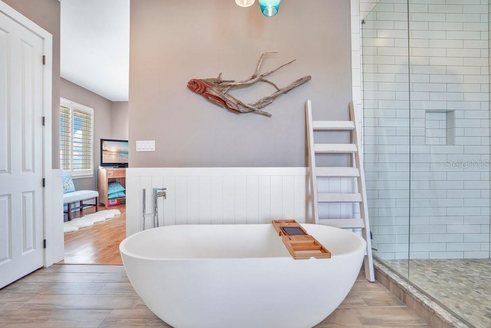 COLIN PARK - Residential