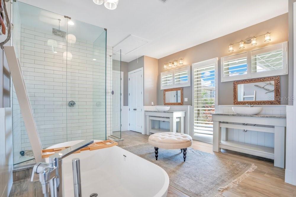 COLIN PARK - Residential