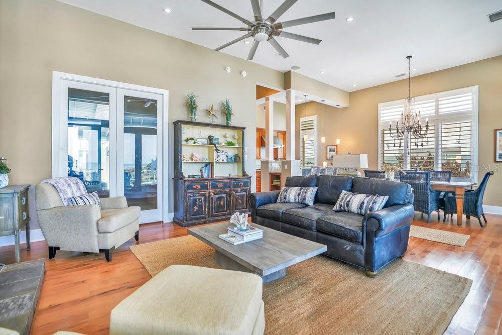 COLIN PARK - Residential